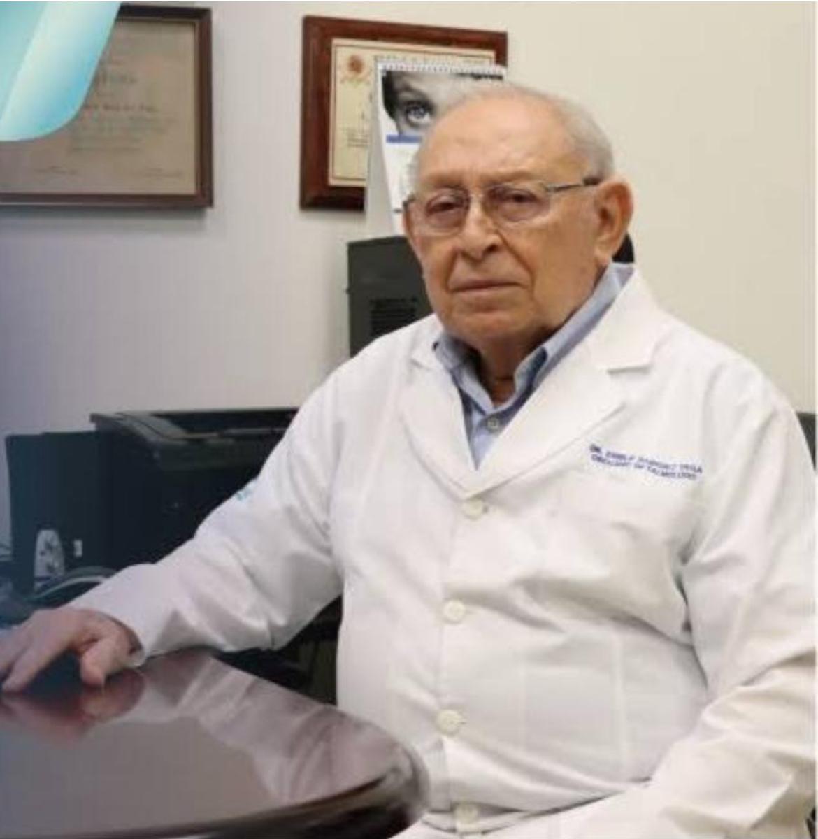 Dr. Emilio Sánchez Vega